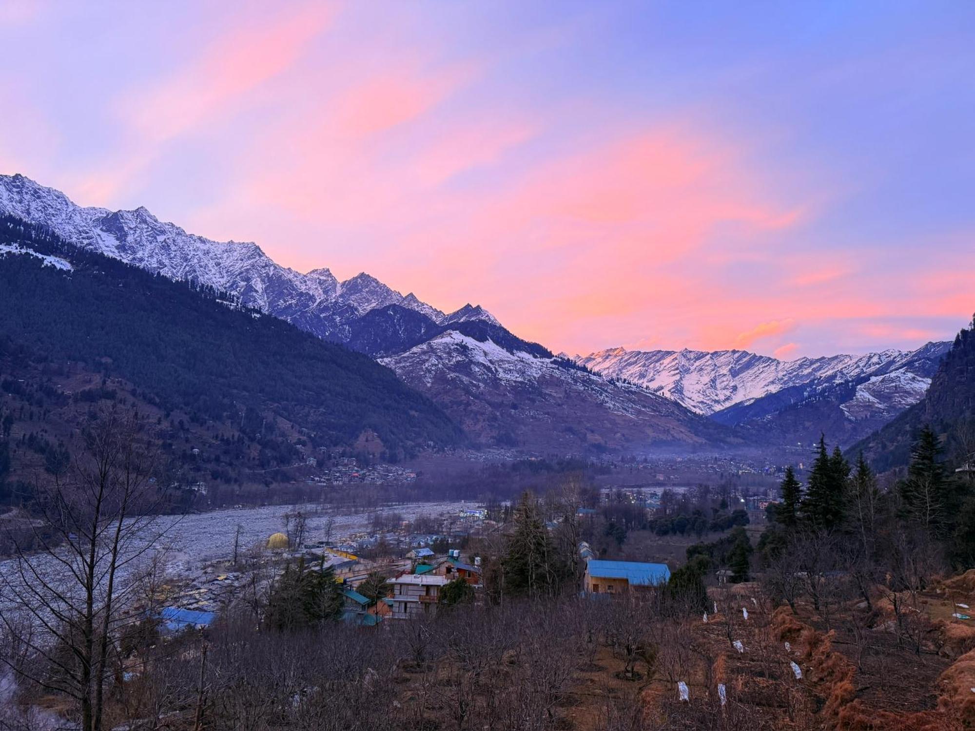 马拉里God'S Land住宿加早餐旅馆 外观 照片